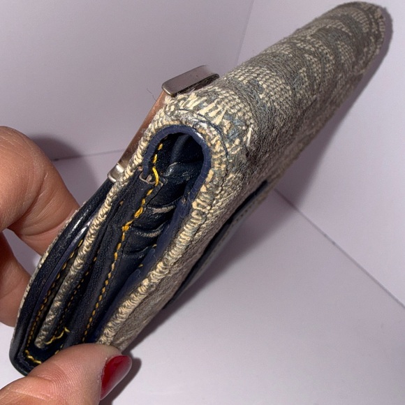 Dior Authentic Monogram Wallet - Picture 9 of 12